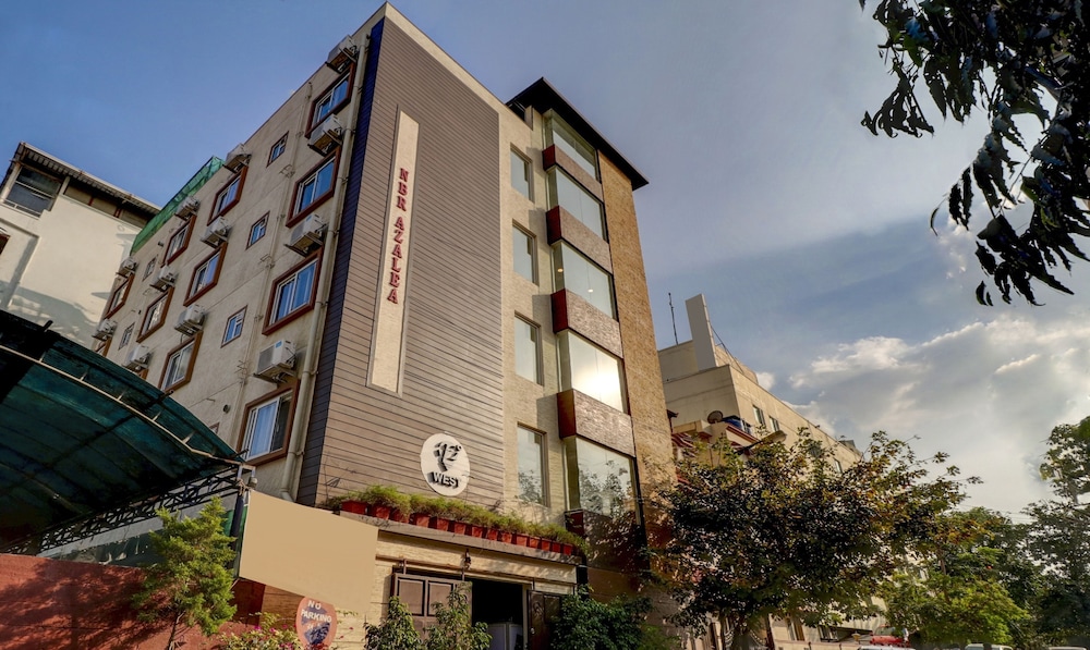Hotel 12 Degrees West Egl 5/28