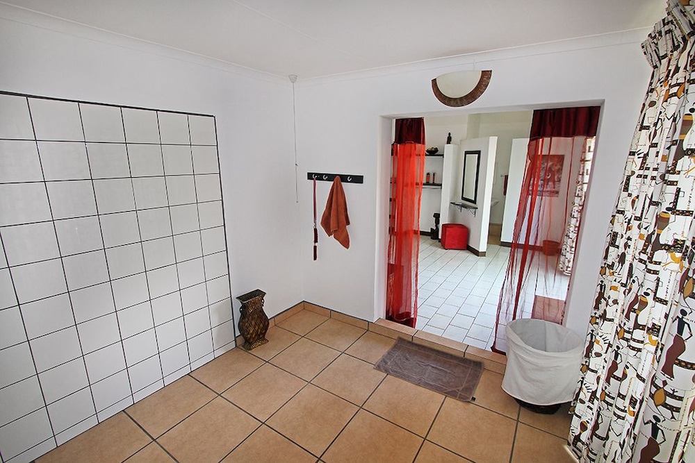 Normann Safari Bush Lodge 31/50