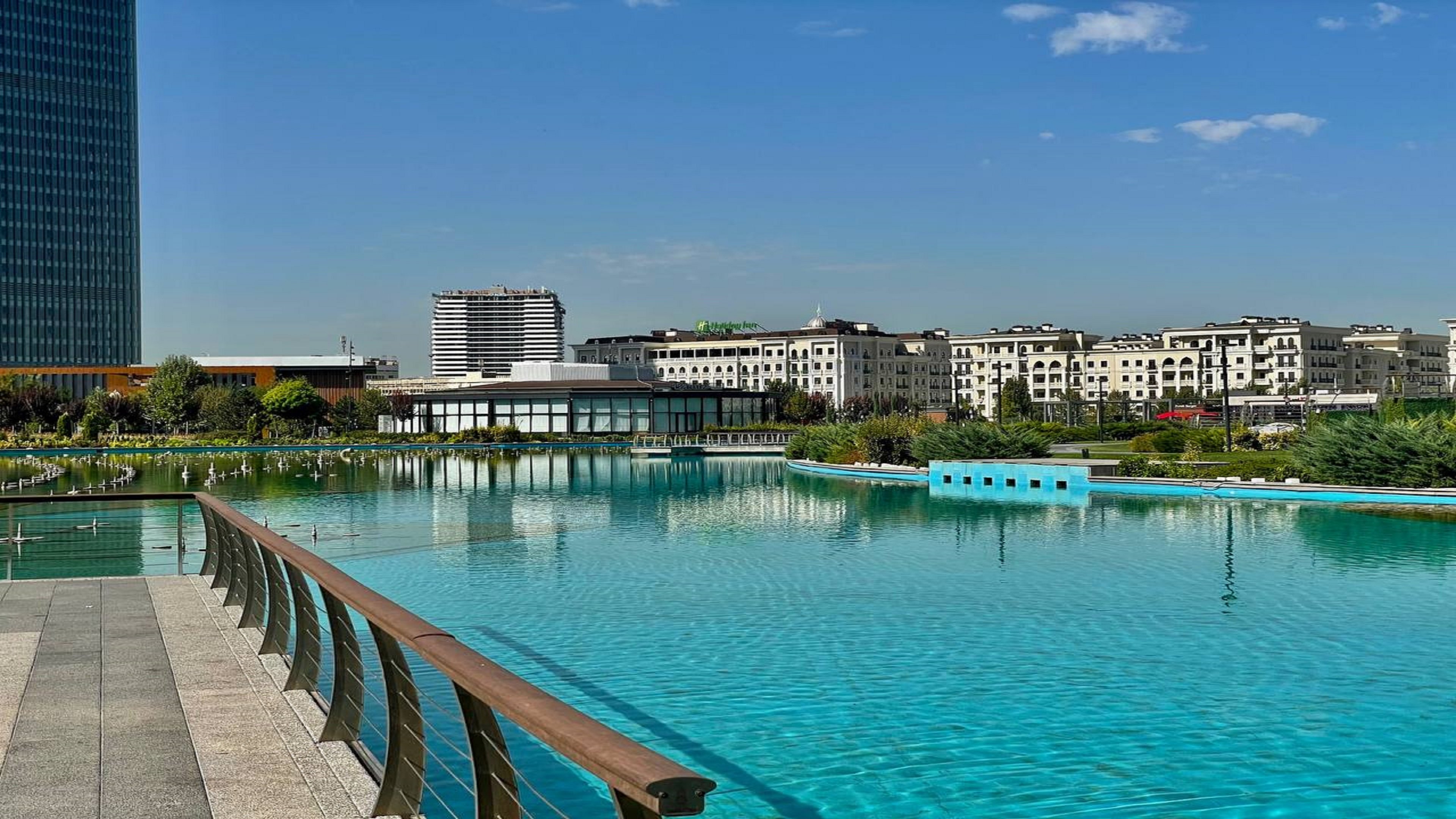 Holiday Inn Tashkent City 47/50