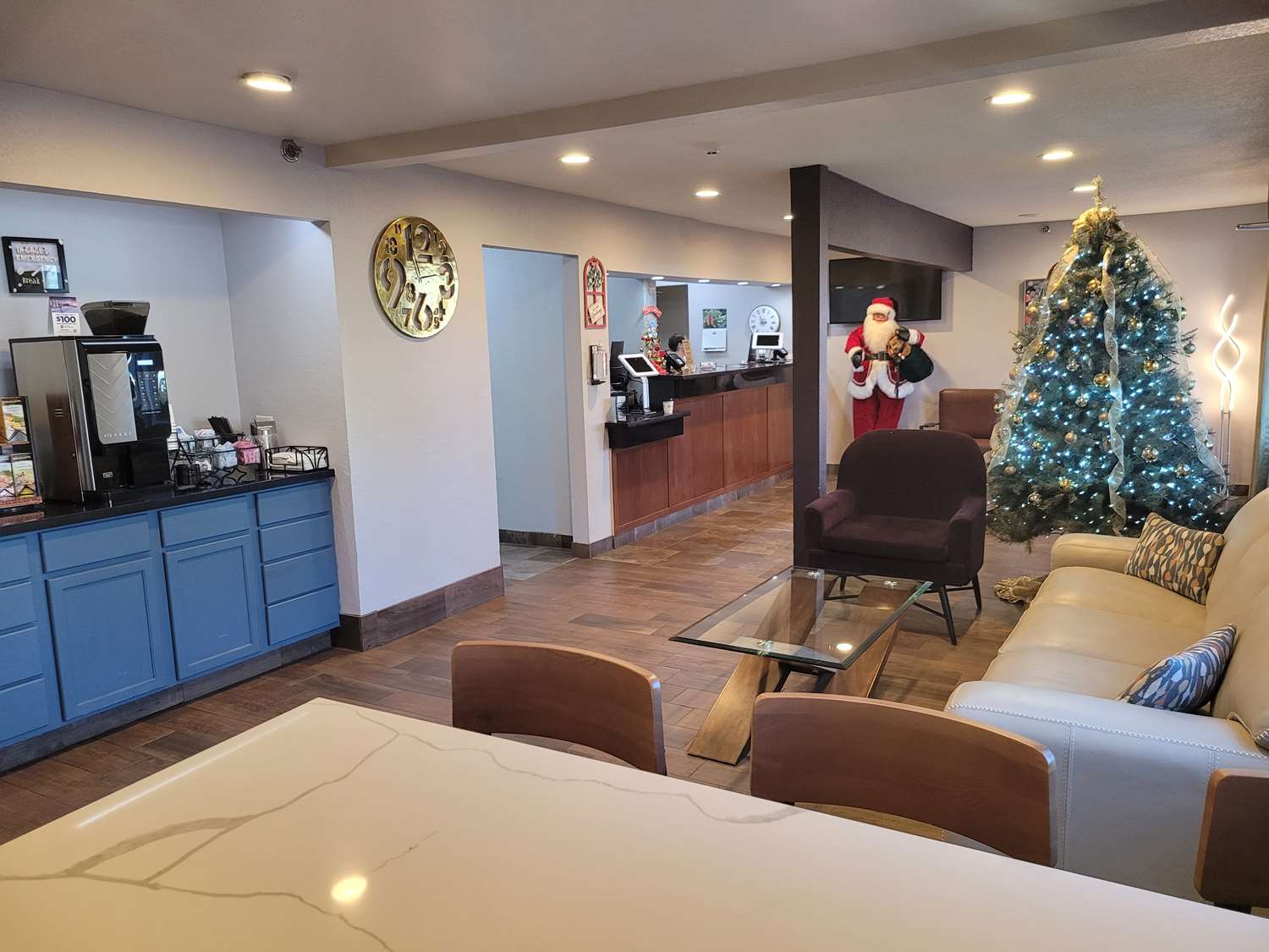 Best Western Plus Altoona Inn 5/43