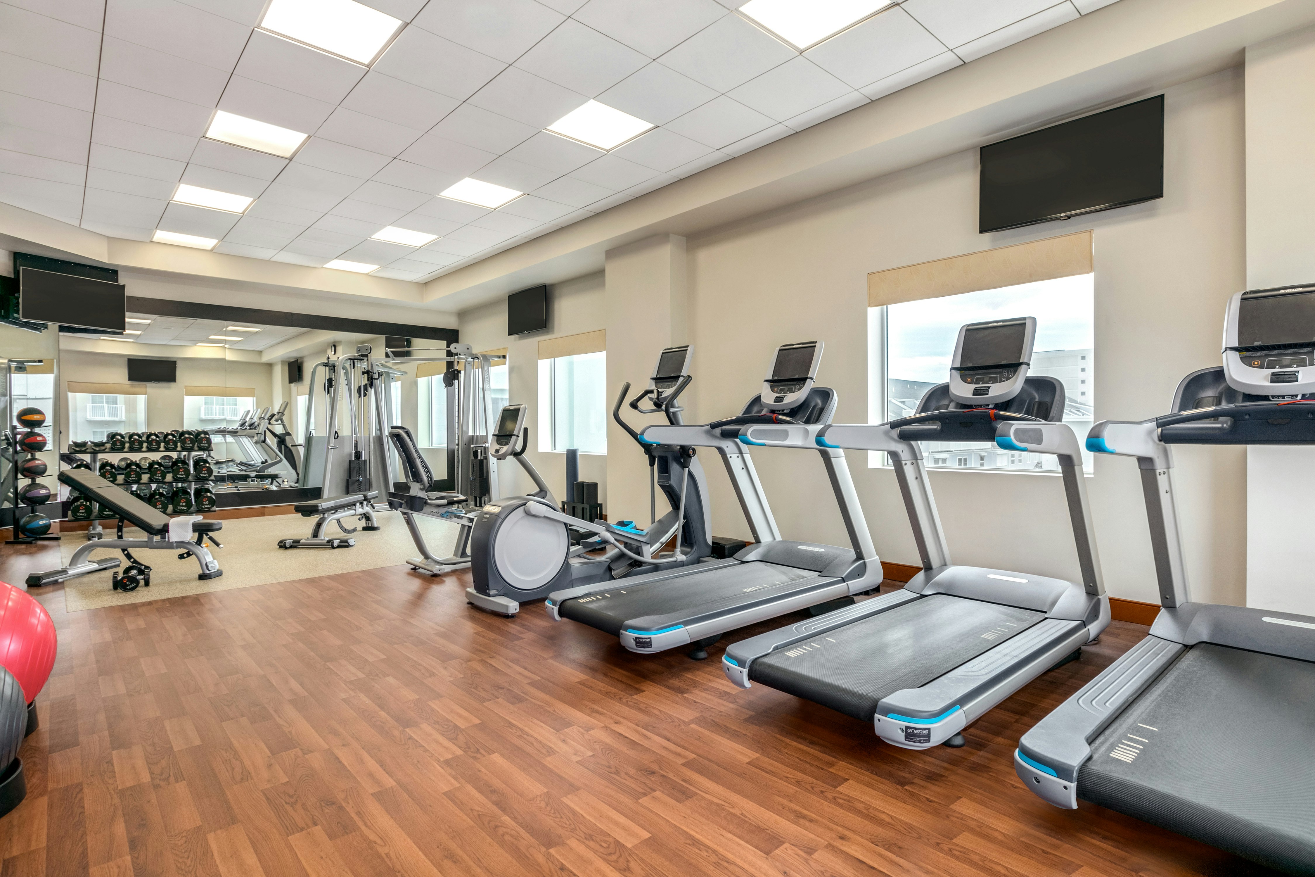Hilton Suites Ocean City Oceanfront 30/63