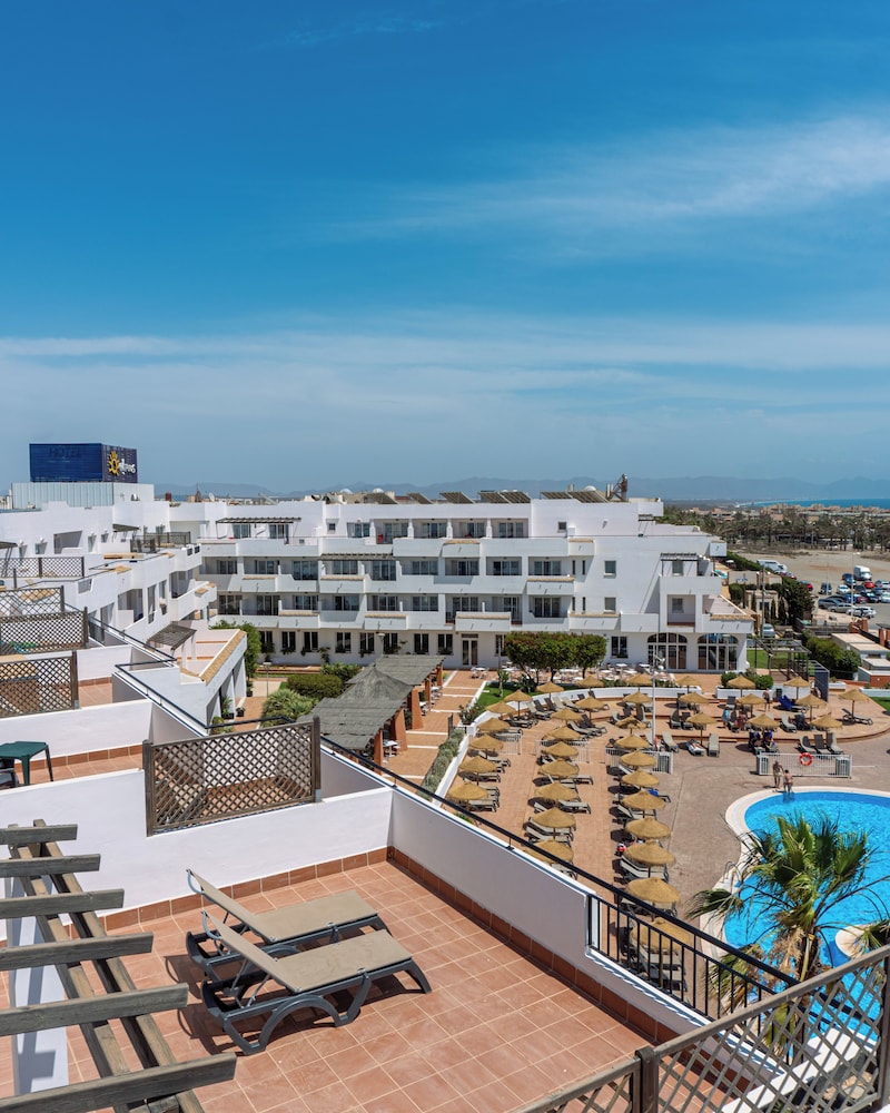 Ohtels Cabogata 3/50