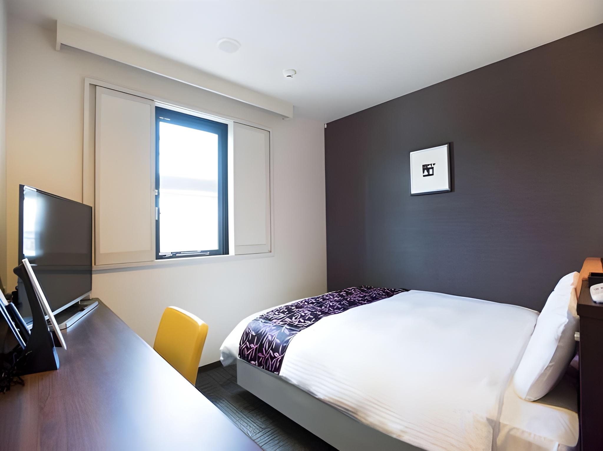 Room, Single, Double Bed, Smoking