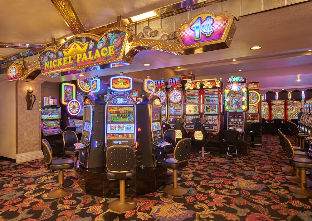 Four Queens Hotel & Casino 58/63