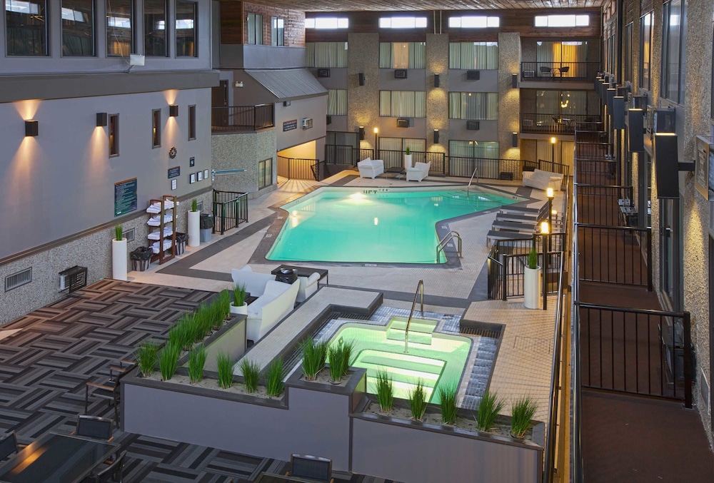 Sandman Hotel Kelowna 4/50