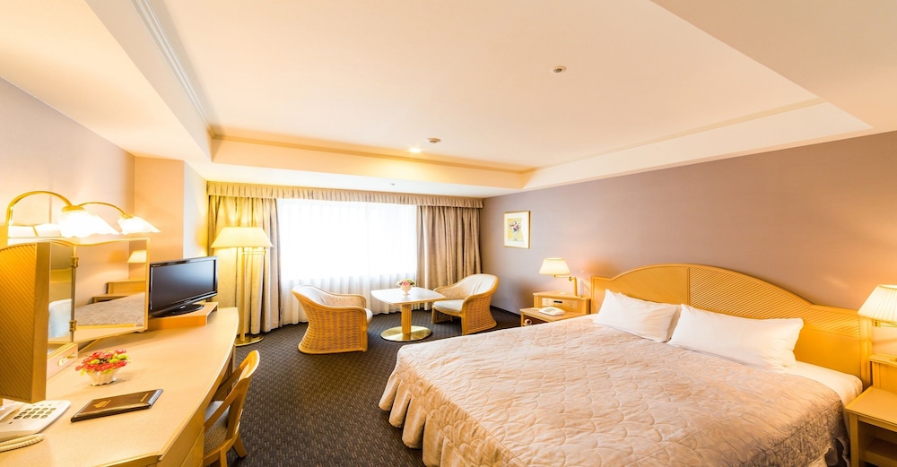 The Crown Palais New Hankyu Kochi 13/66
