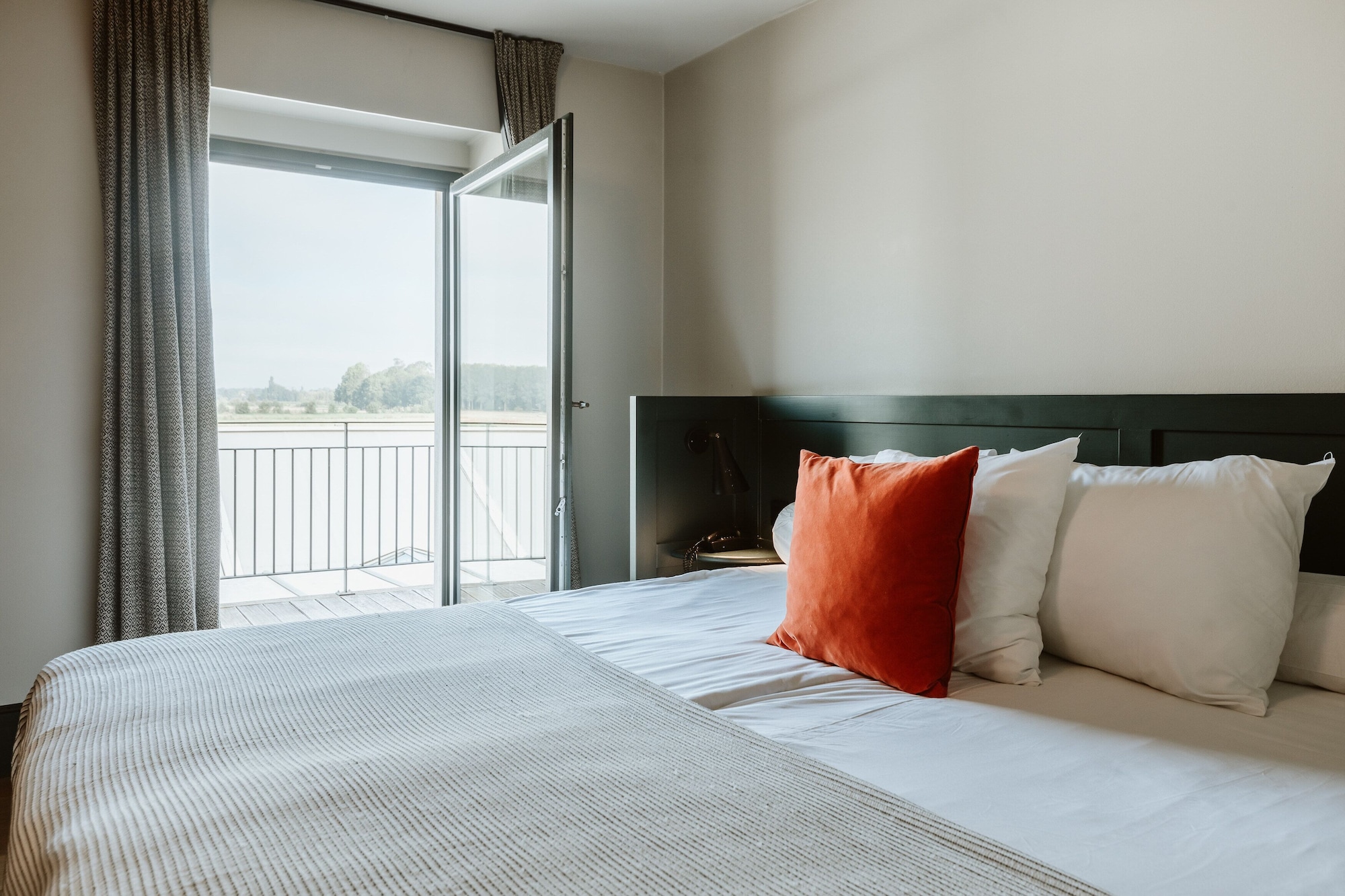 SUPERIOR, DOUBLE BED, TERRACE