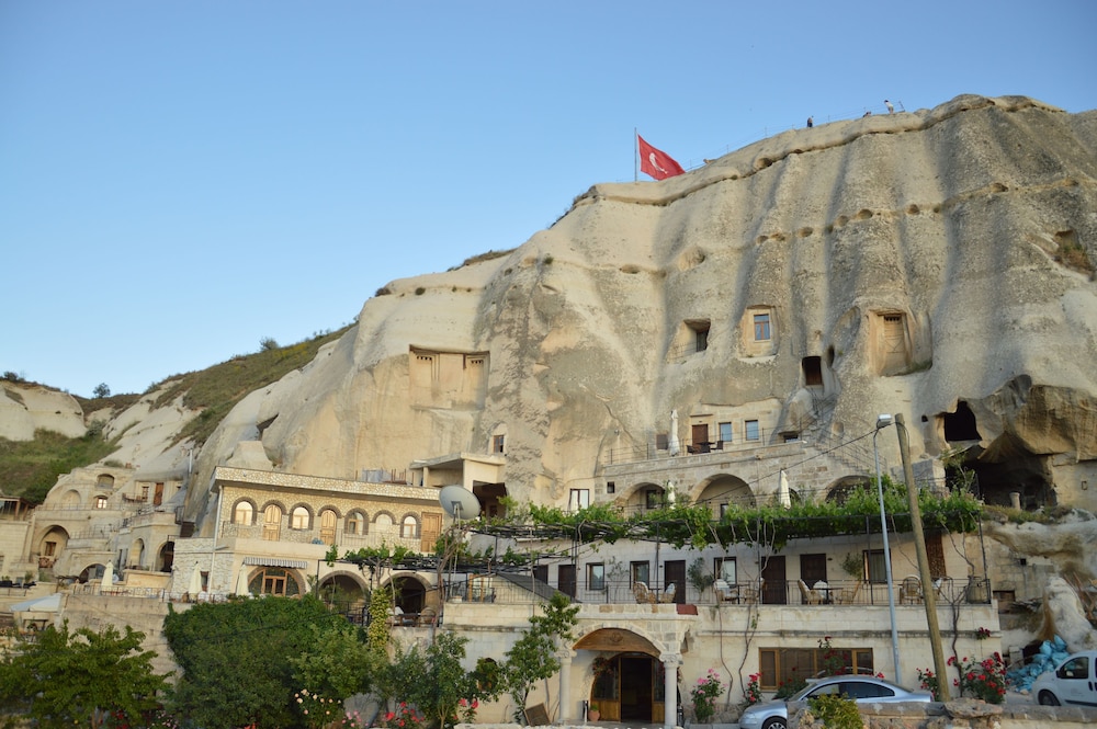 Sarihan Cave Hotel 40/50