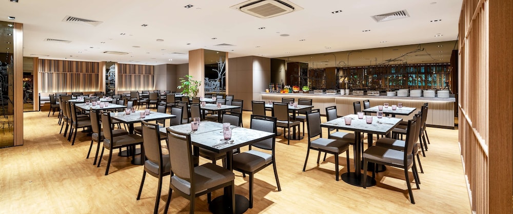 Novotel Singapore on Kitchener 47/61