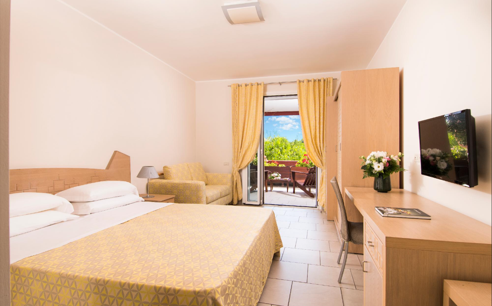 Calane Resort 7/15