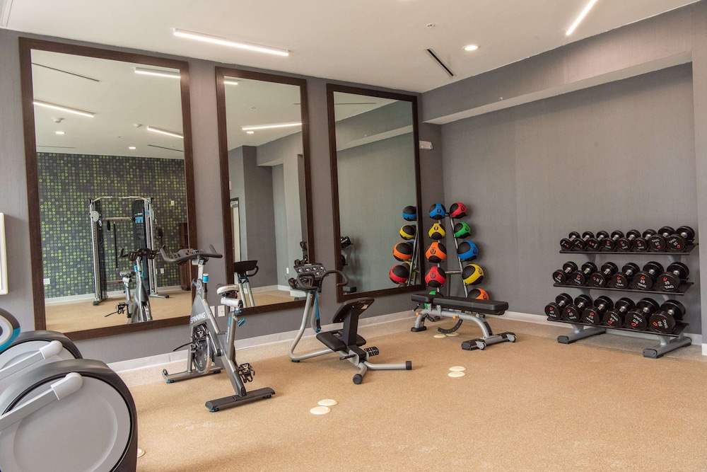 La Quinta Inn & Suite by Wyndham Lake City 21/29
