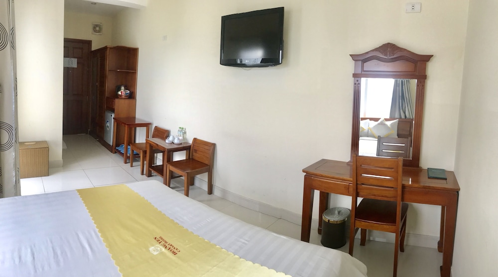 Hoang Yen Canary Hotel 12/66