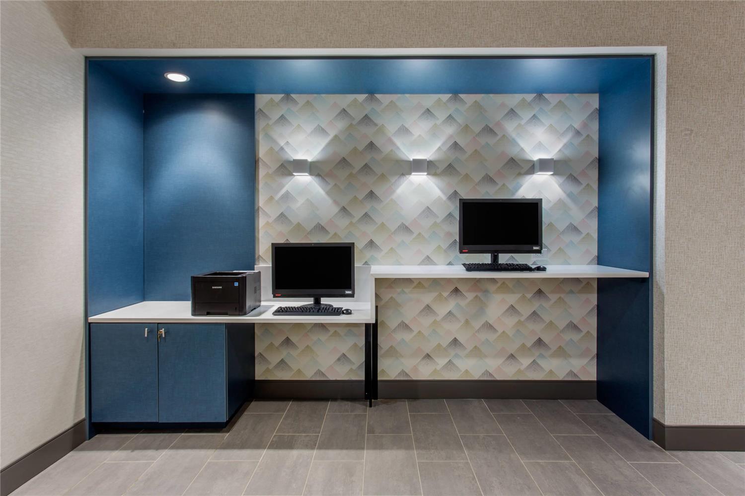 Cambria Hotel Philadelphia Downtown - Center City 58/60