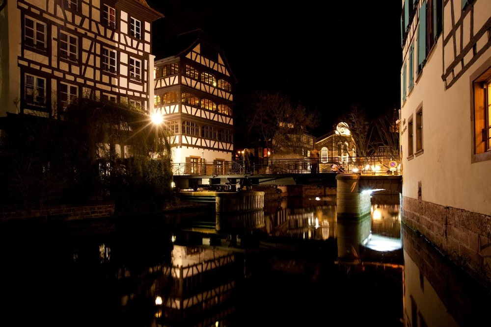 Sejours Et Affaires Strasbourg Kleber 24/25