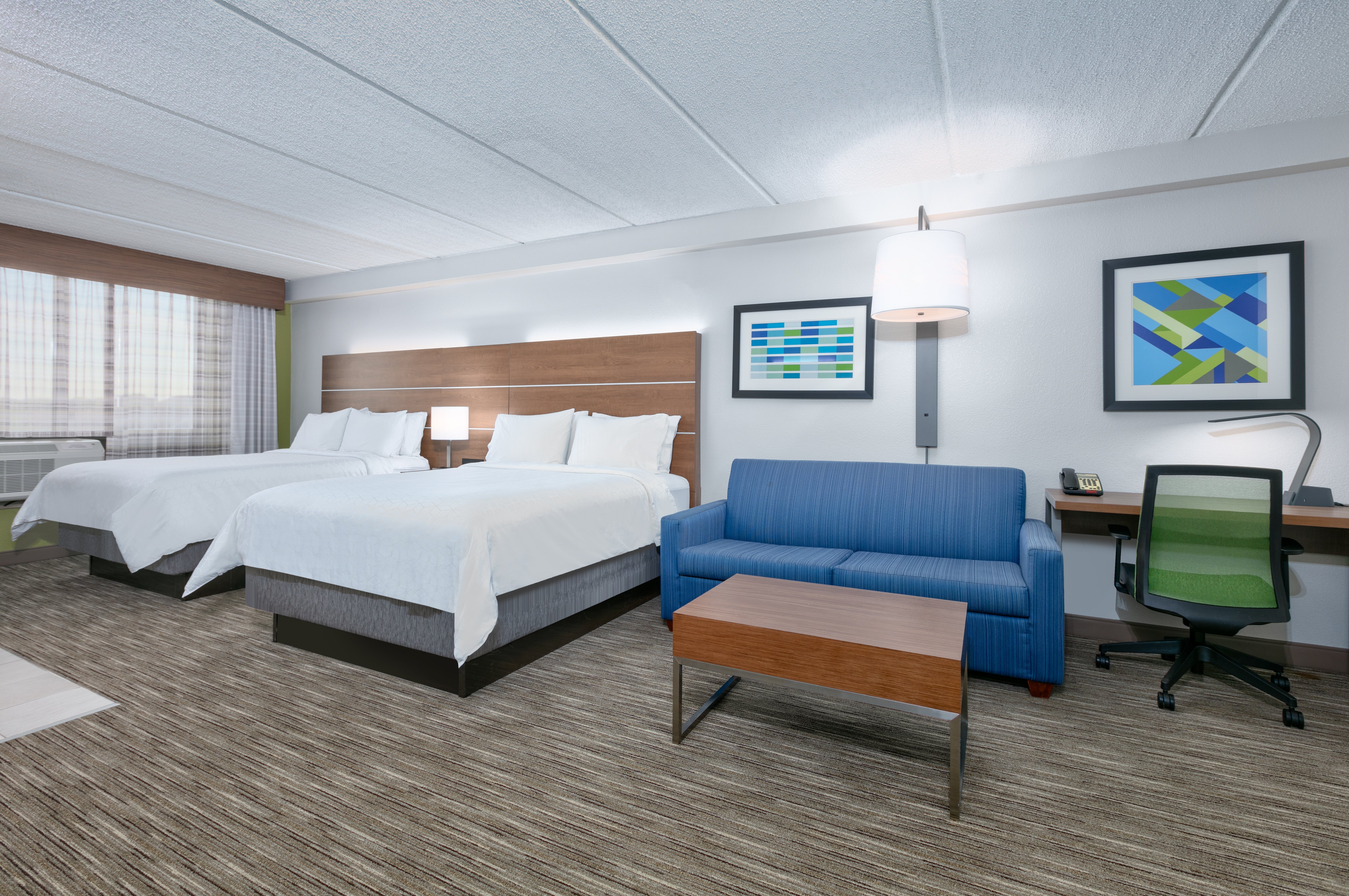 Deluxe, 2 Queen Beds