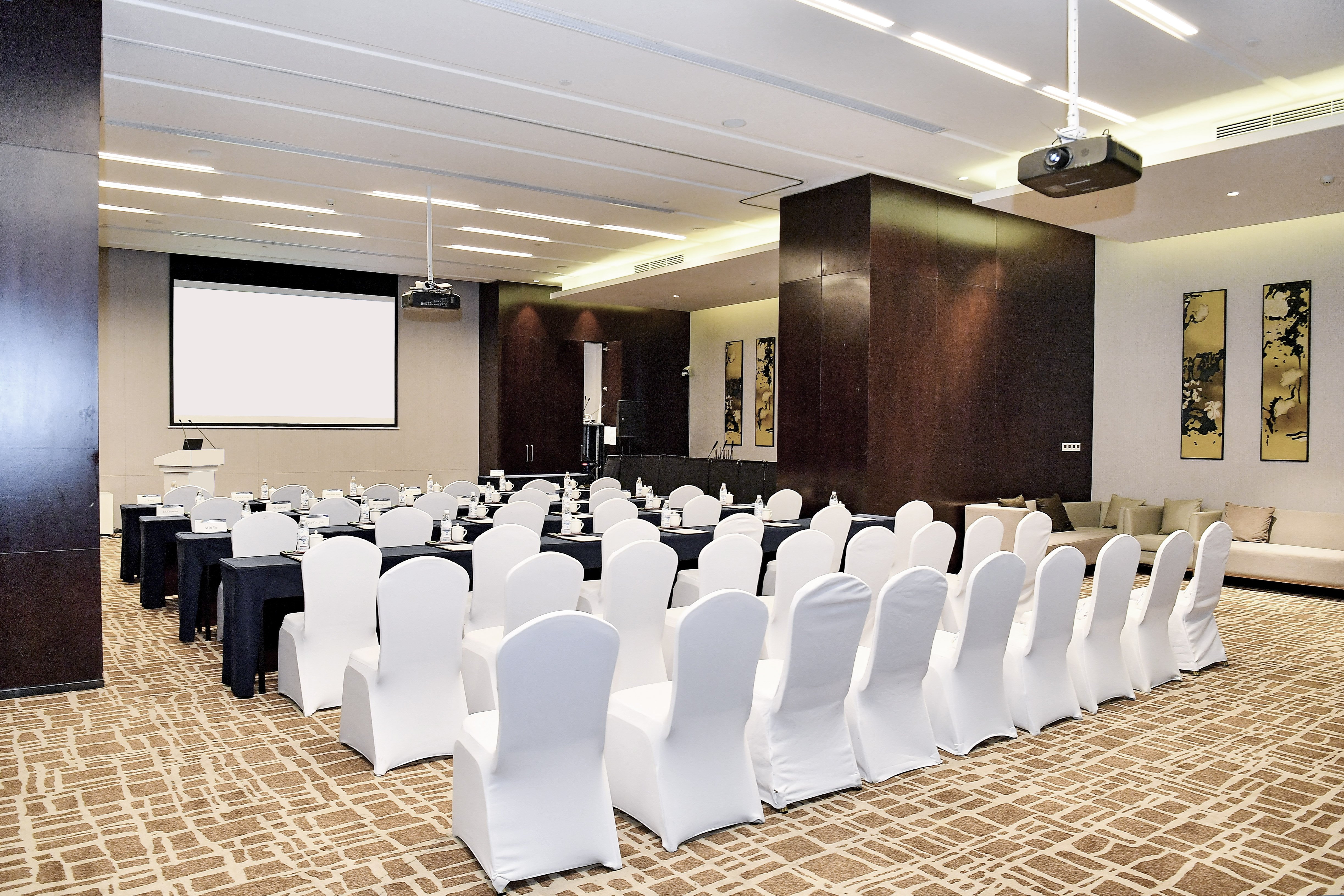 CROWNE PLAZA CHENGDU WENJIANG 47/60