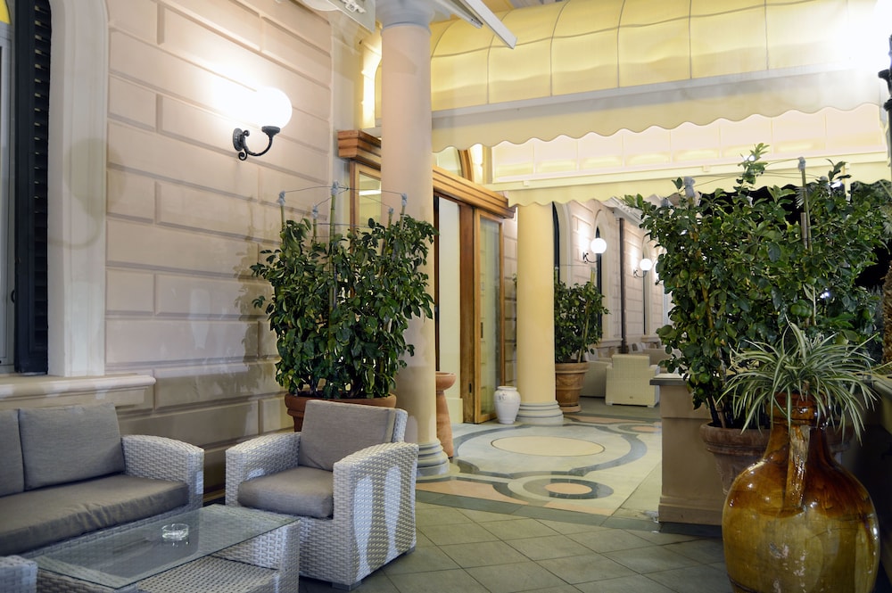 Grand Hotel Vittoria 48/71
