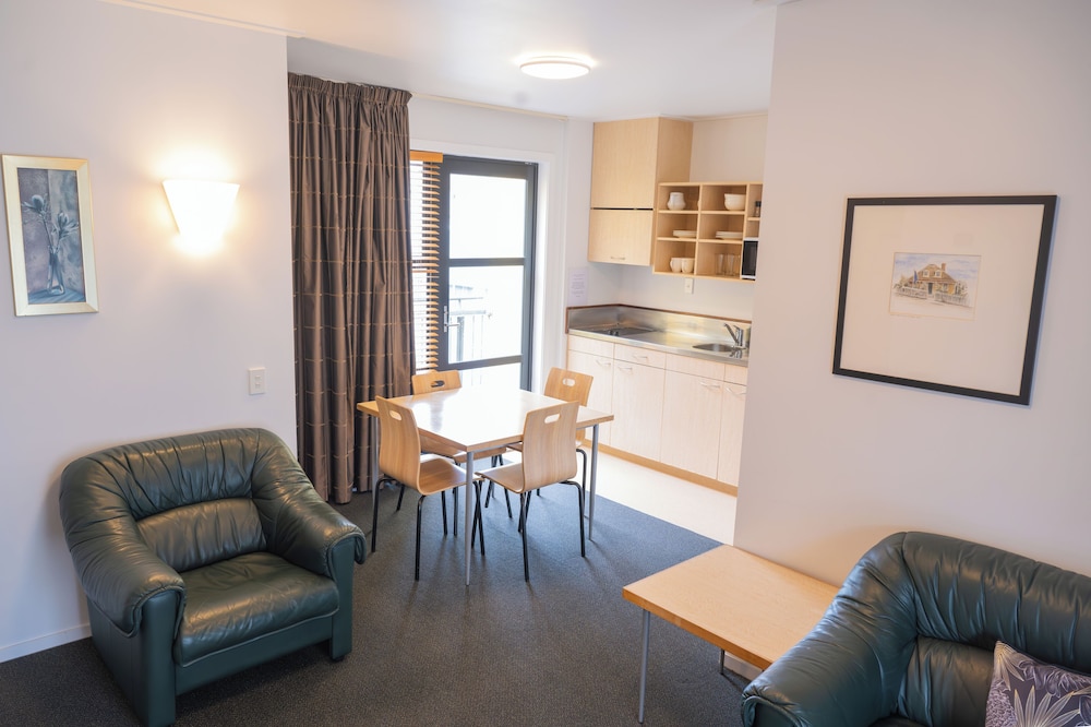 Victoria Court Motor Lodge 33/60
