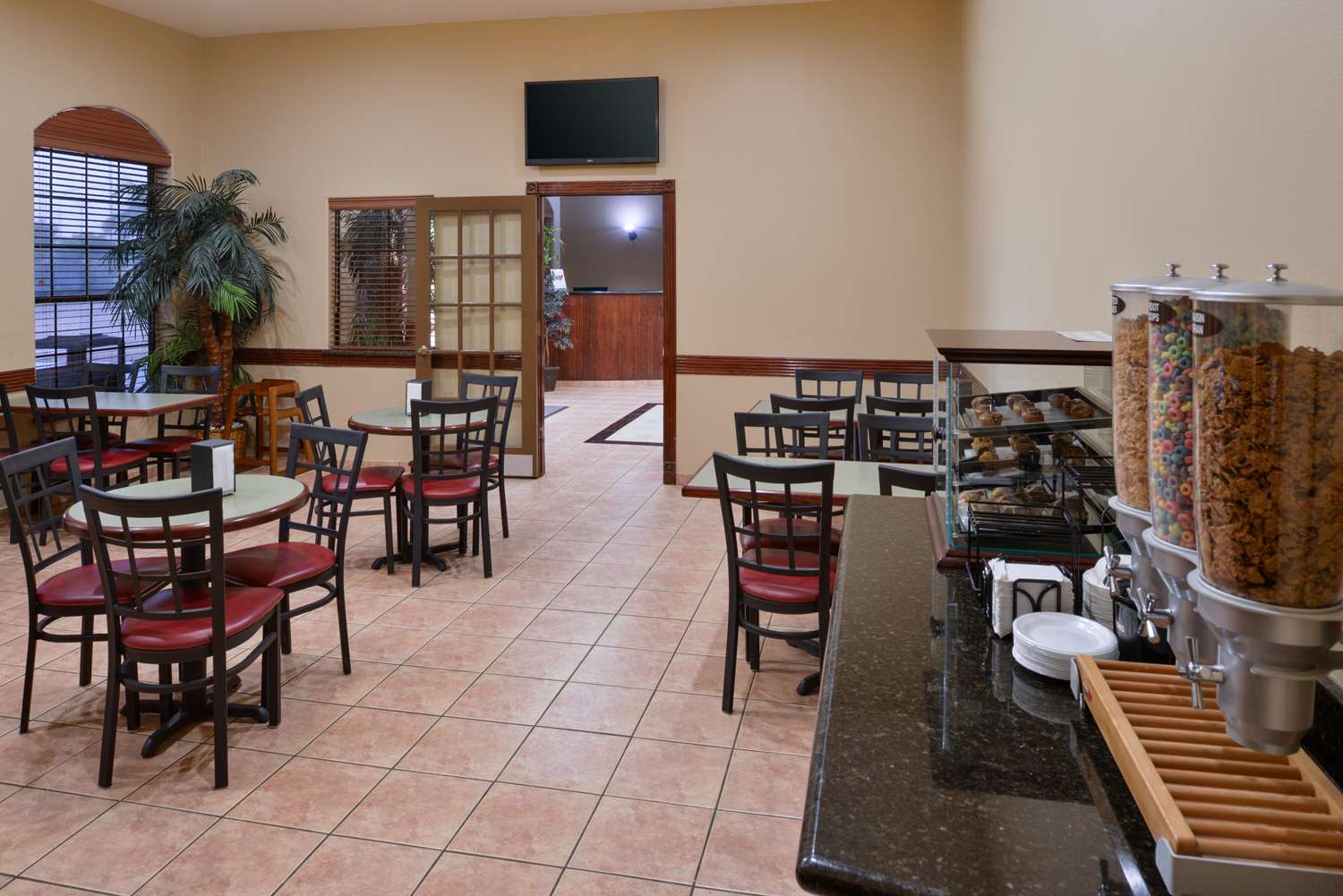 Americas Best Value Inn And Suites San Benito 31/37