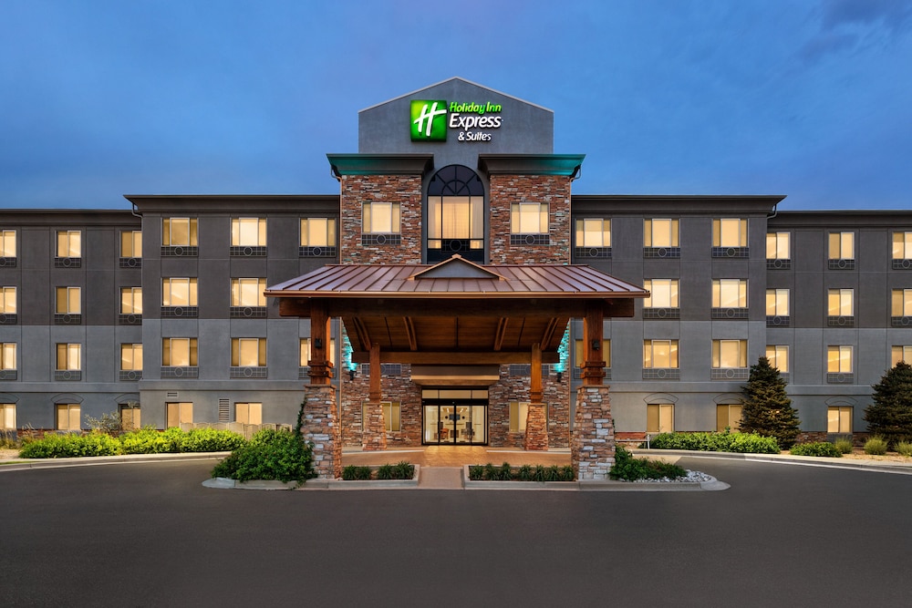 Holiday Inn Express Hotel Suites Denver Airport 2/34