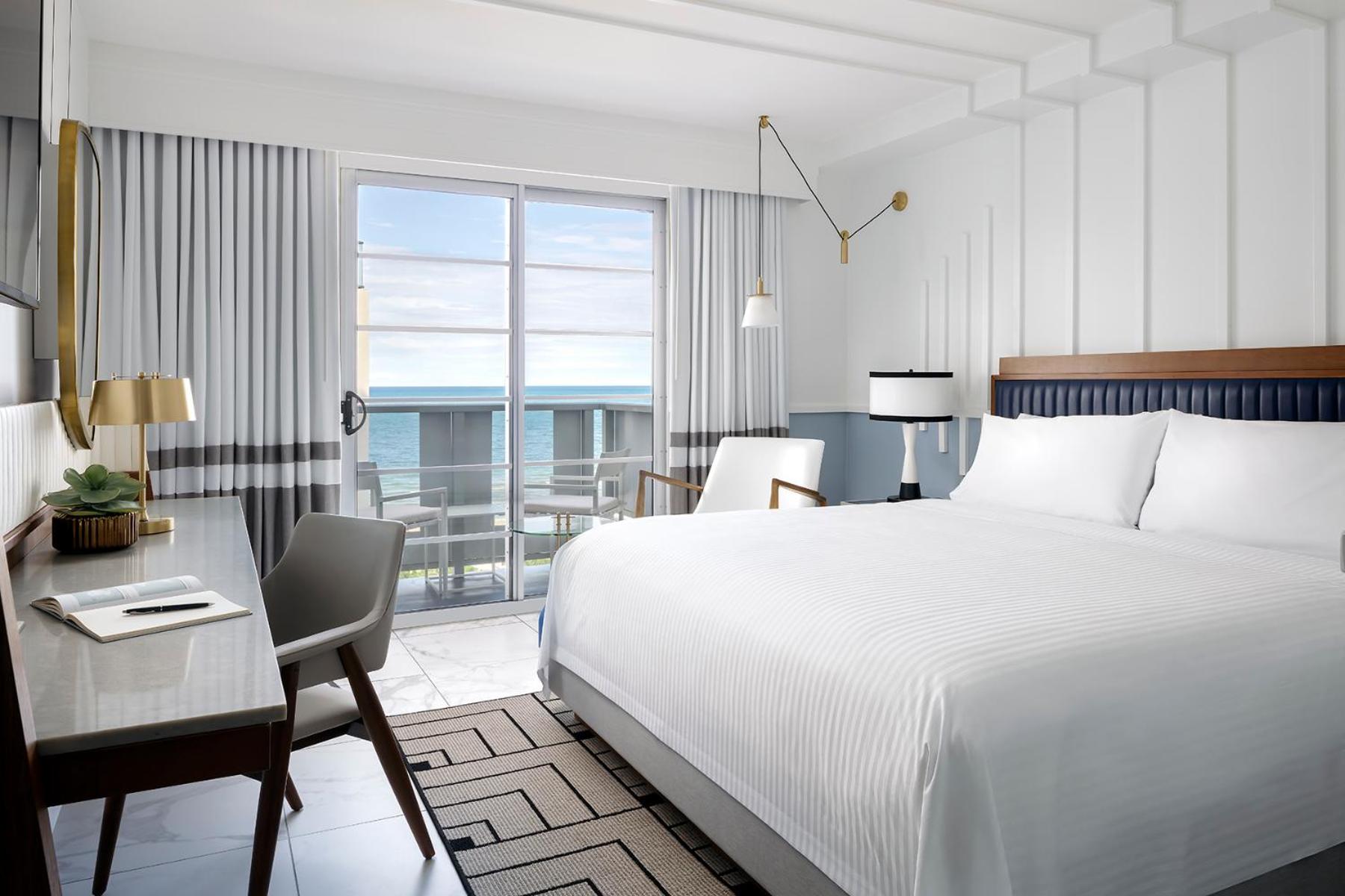 Premium, King Bed, Ocean Front, Balcony