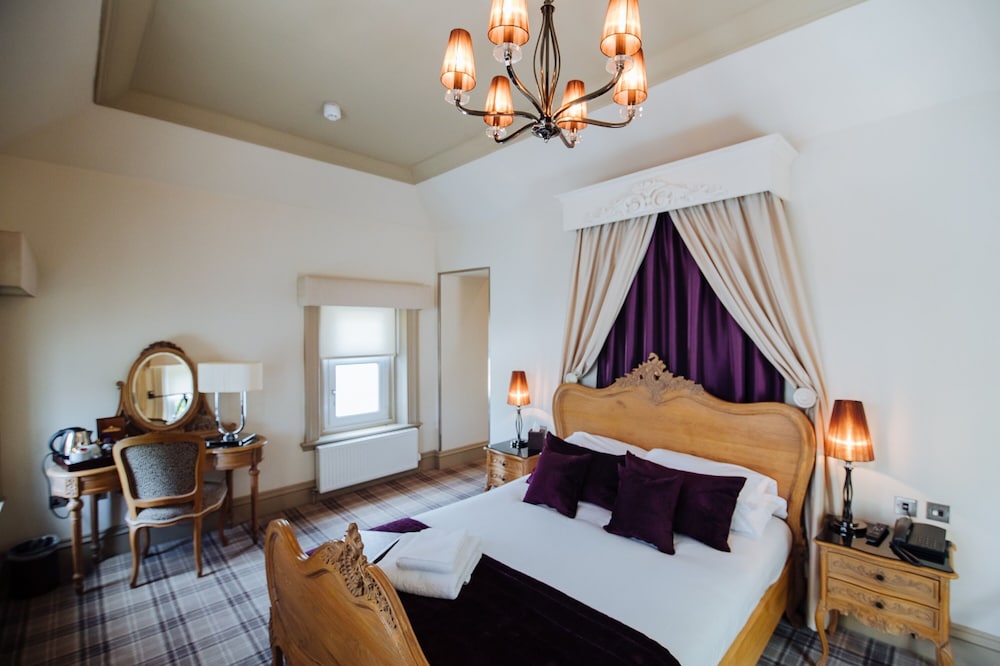 Lynnhurst Hotel 11/51