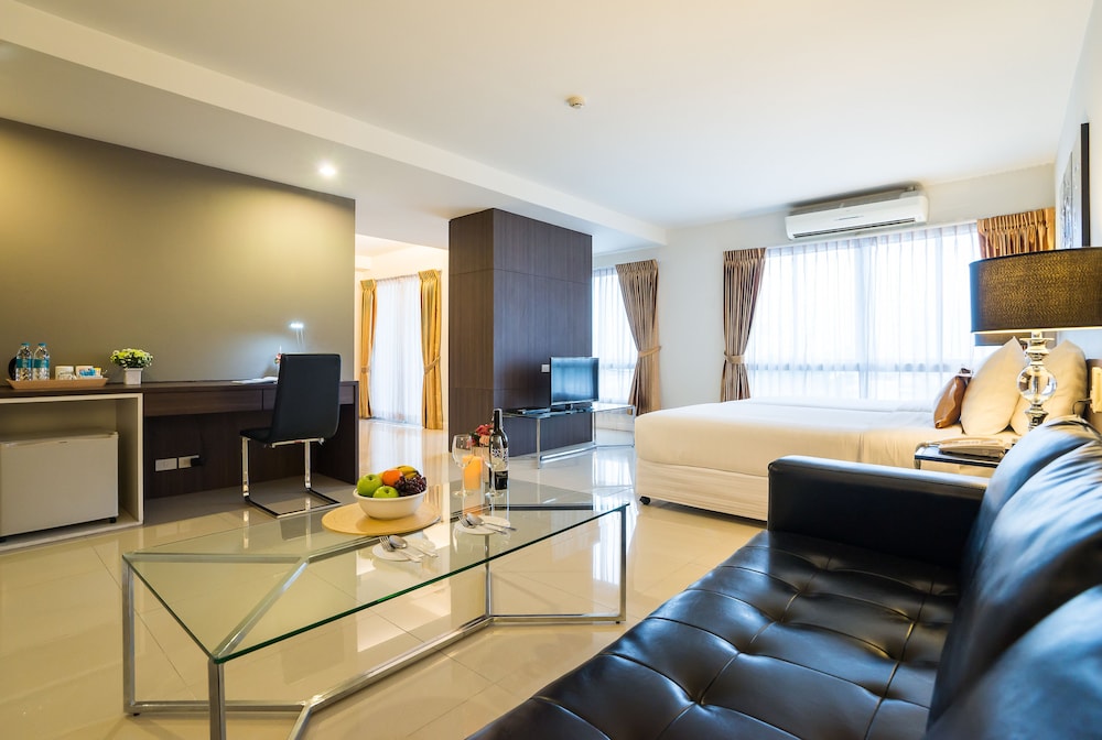 Beyond Suite Hotel 32/73