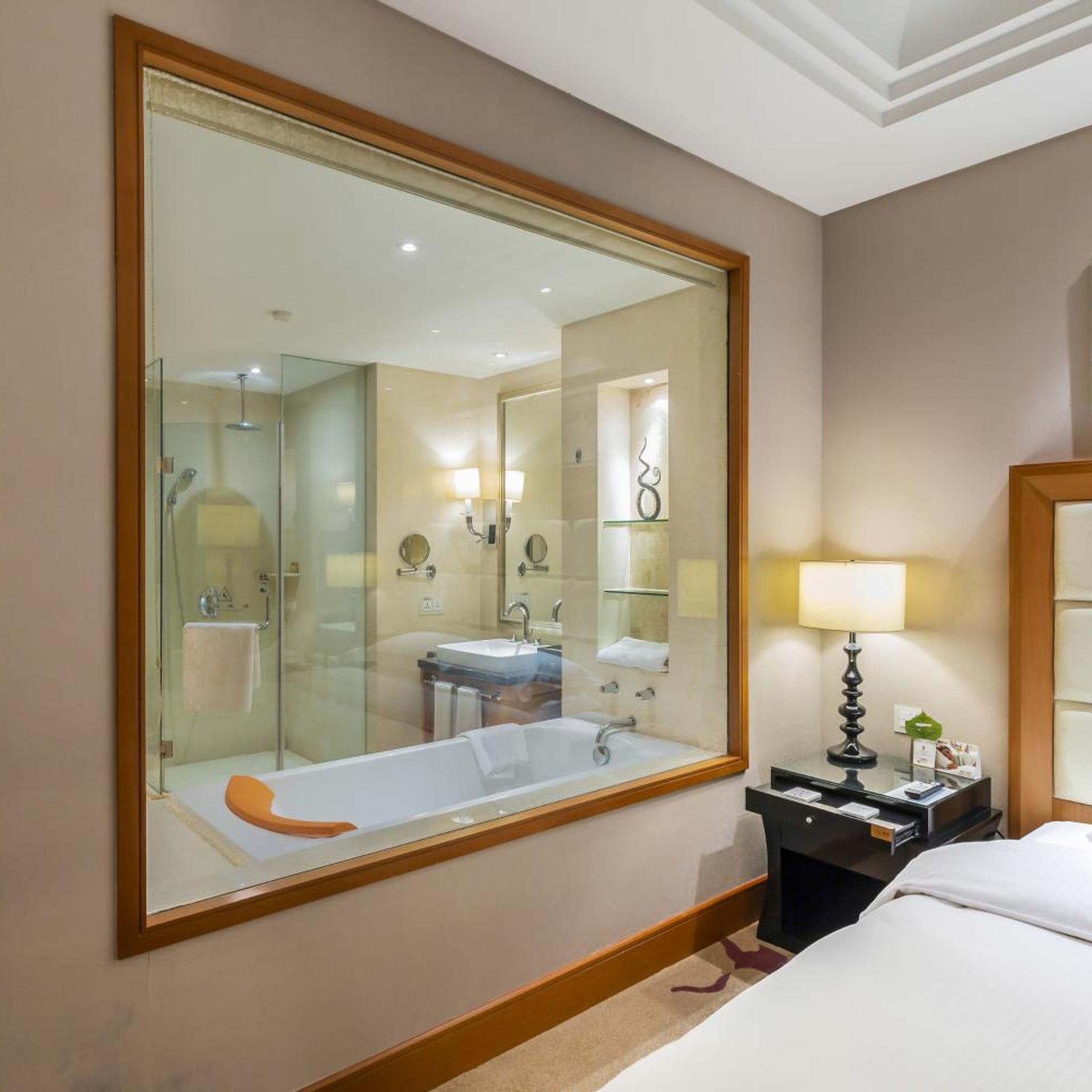 Wyndham Xinyang Downtown 58/59