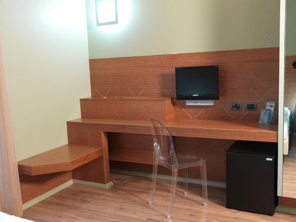 Empoli Hotel 33/42