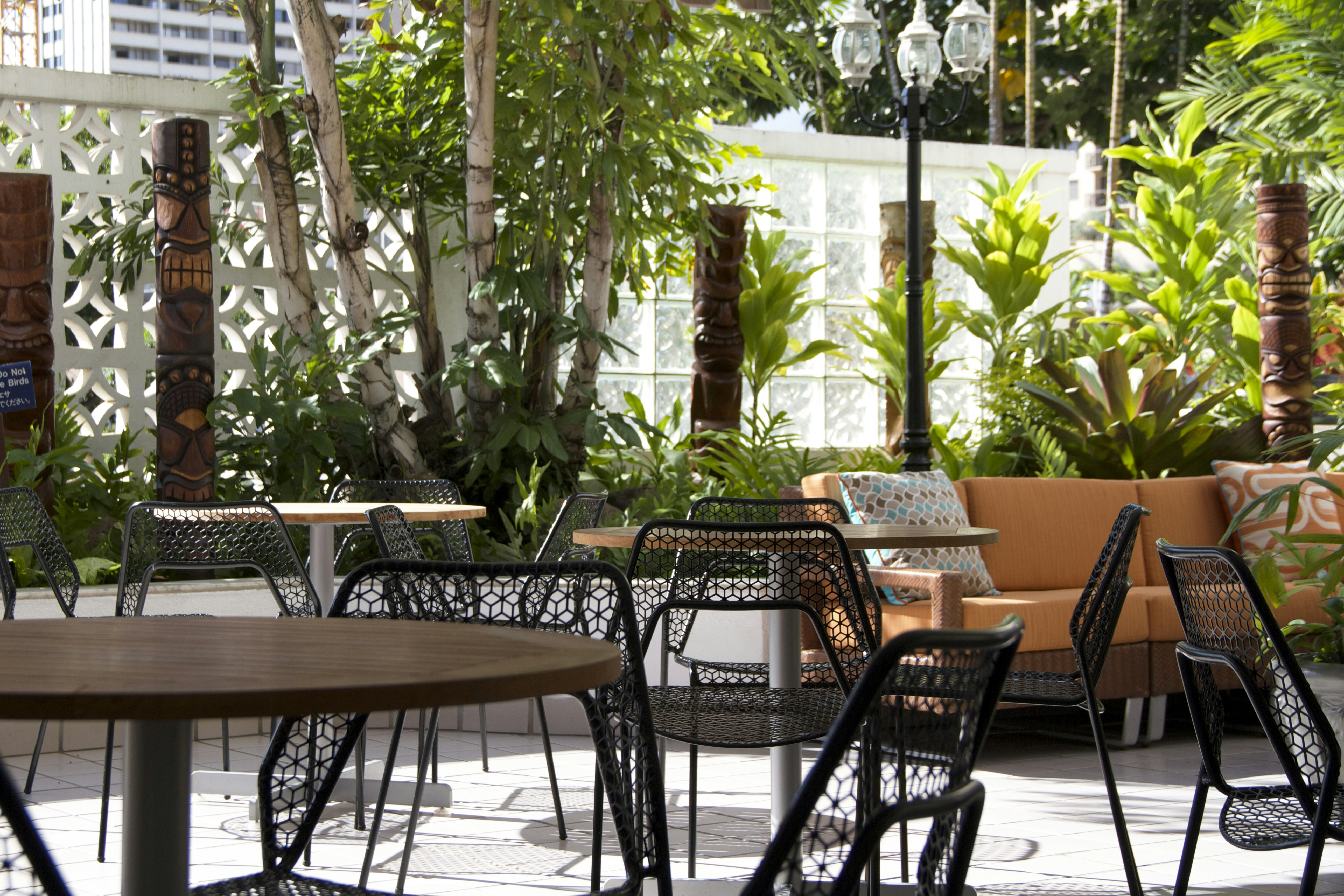 Oasis Hotel Waikiki 26/37