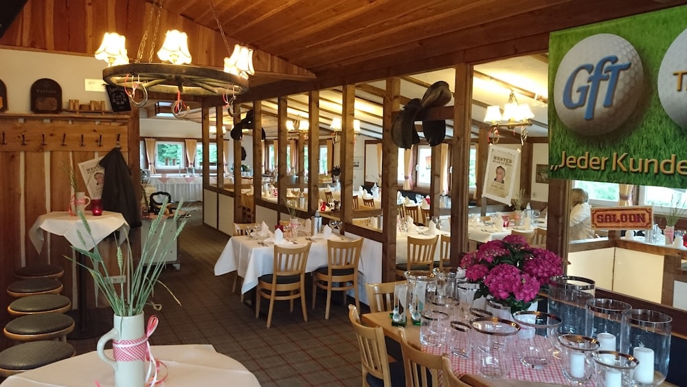 Ferienhotel Stockhausen 48/61