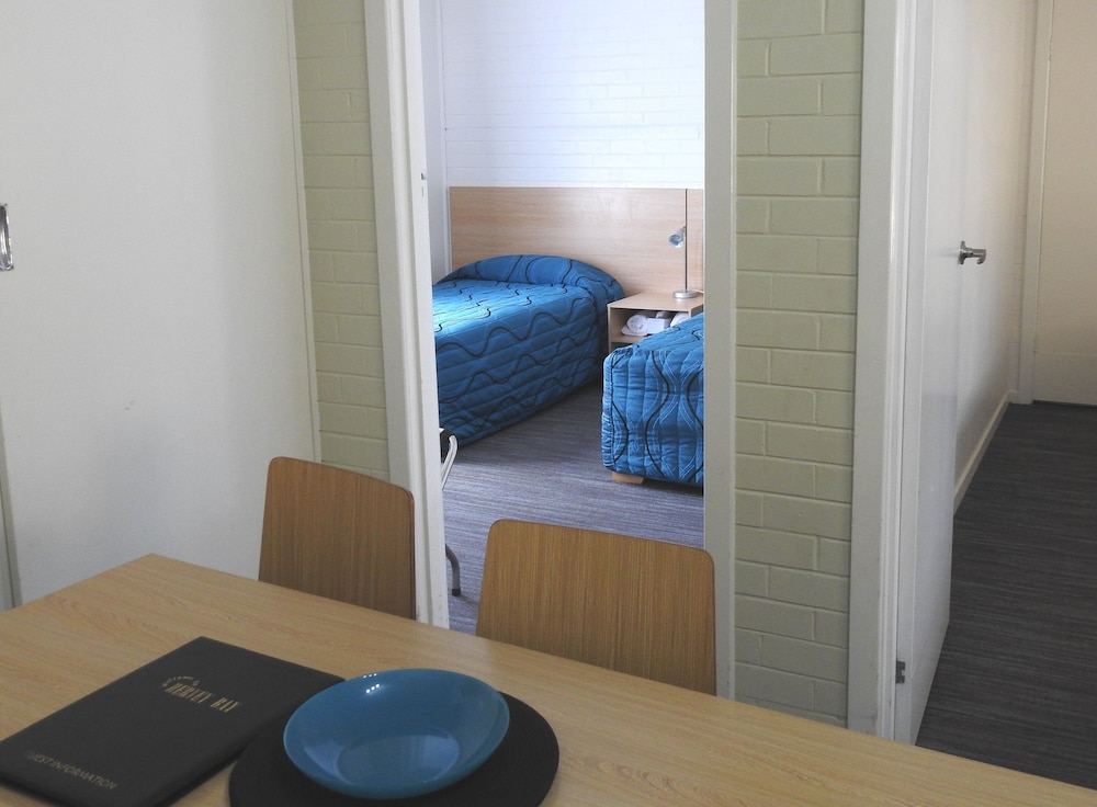 URANGAN MOTOR INN 31/31