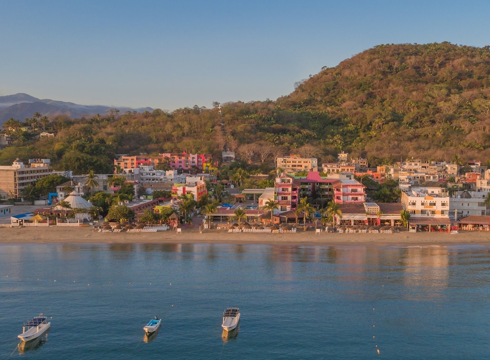 Decameron Los Cocos Guayabitos Ramada All Inclusive Resort 42/49
