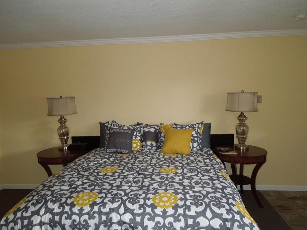 Tea Garden Lodge 23/49