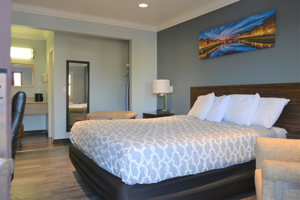 La Casa Inn, Pasadena 30/60