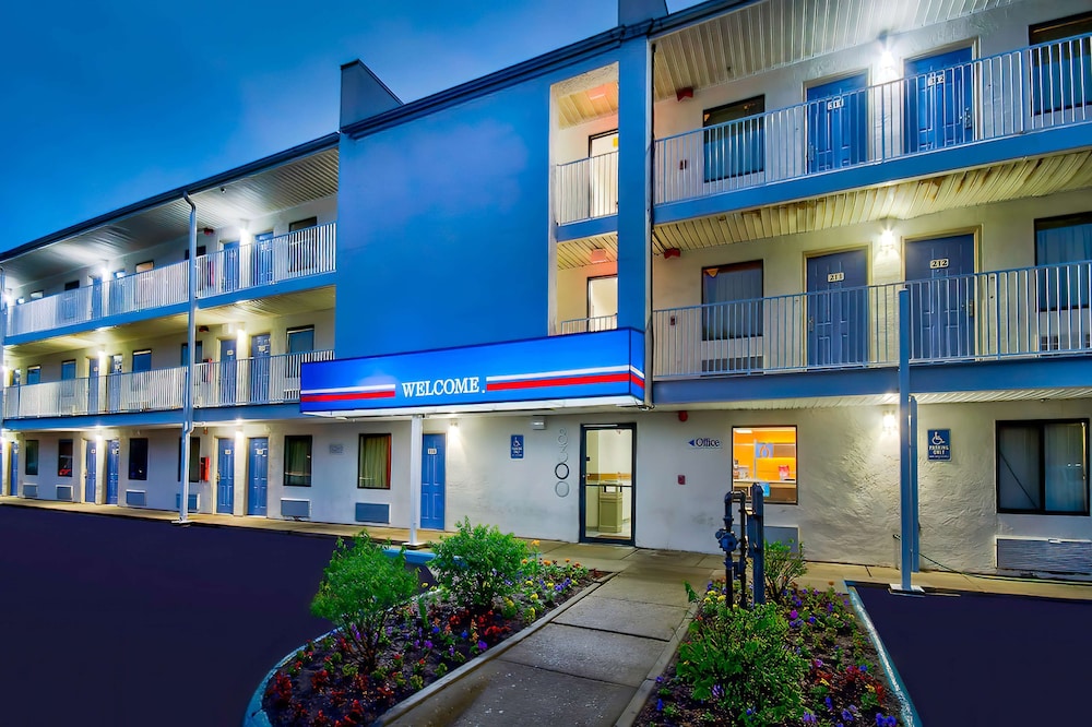 Motel6 Warren, MI - Detroit East in WARREN - MI