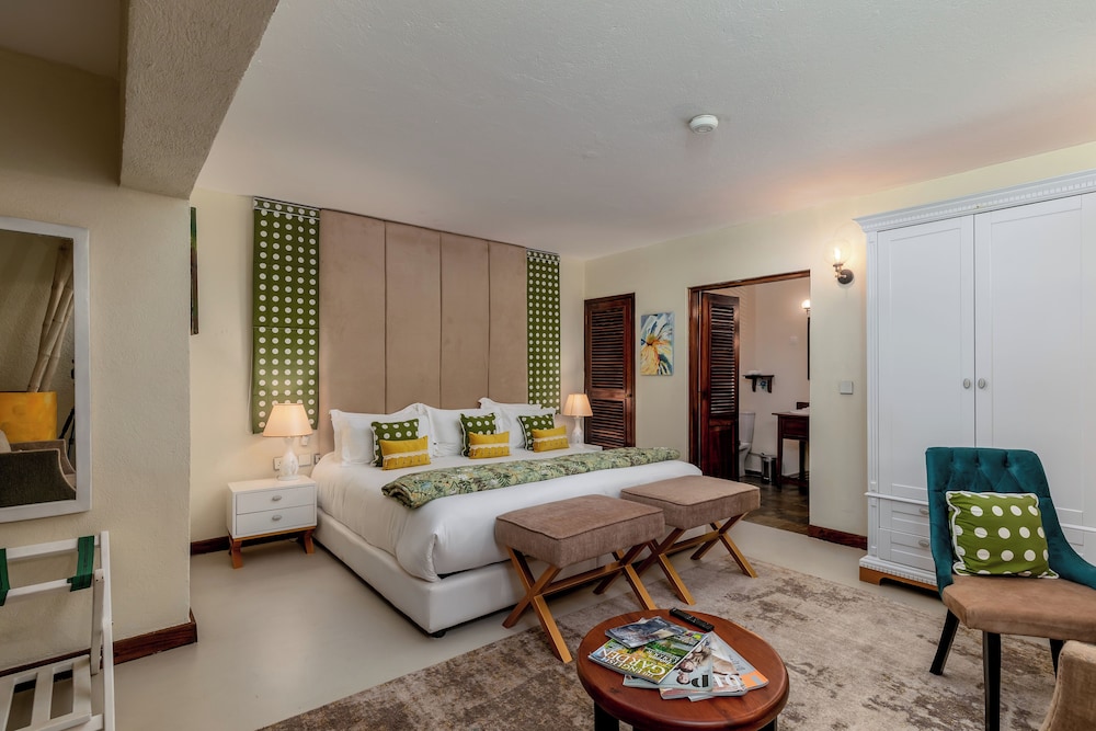 The Emin Pasha Hotel 13/46