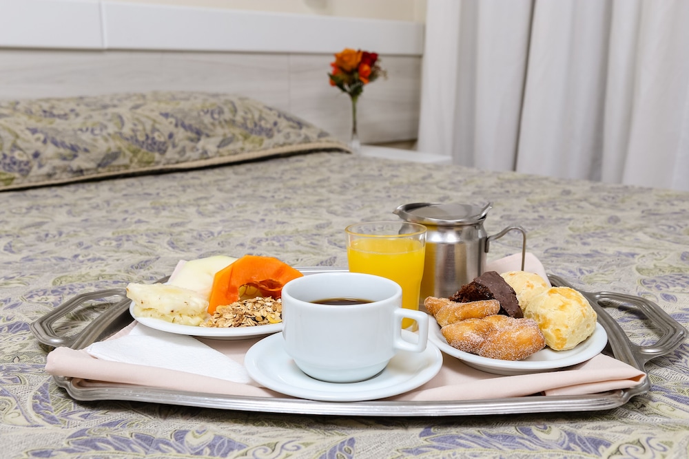 Hotel Suarez Executive 55/69