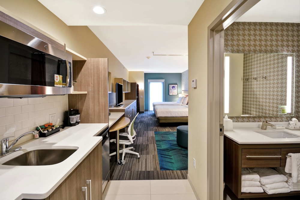 Home2 Suites by Hilton at the Galleria 35/46