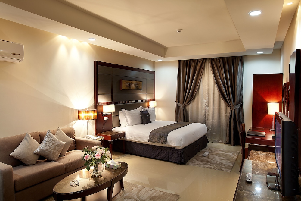 انتور للشقق المفروشة(Intour Qurtoba Hotel Suites) 13/34