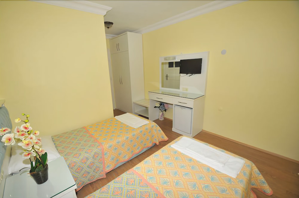 Ilkiz Beach Hotel 34/50