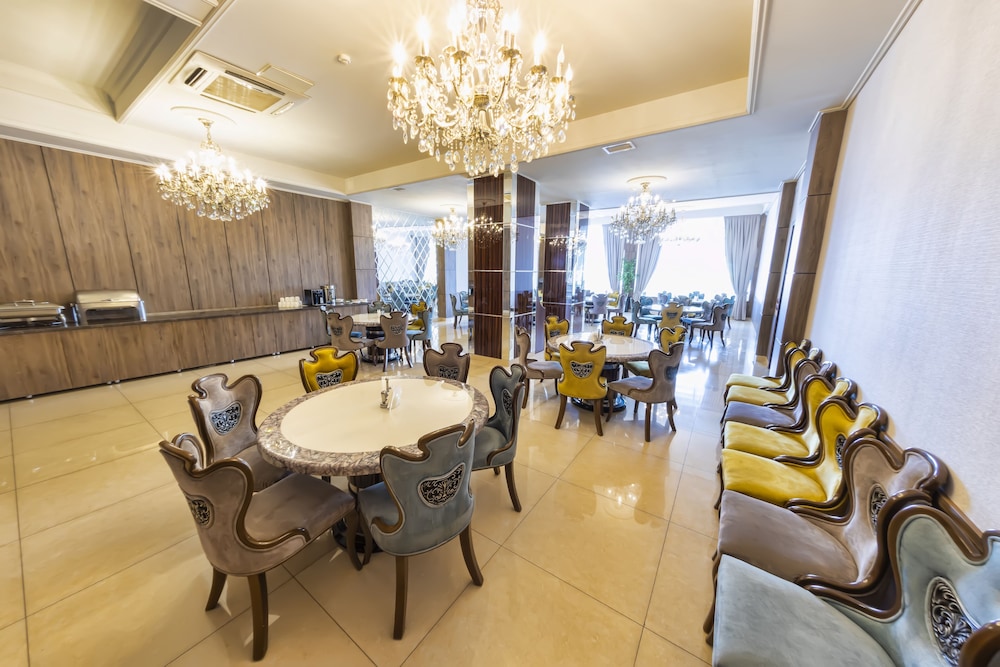 CLASSIC HOTEL 24/31