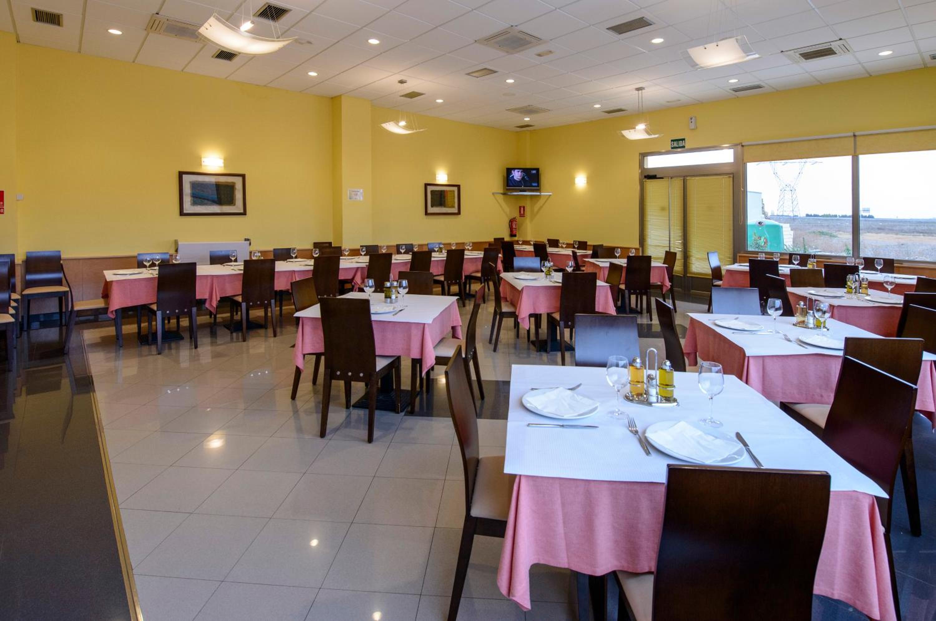 Hotel Castillo El Burgo 22/31