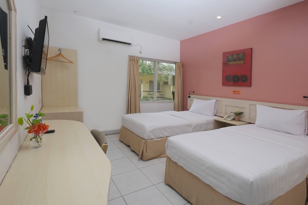 Cengkareng Transit Hotel 25/47
