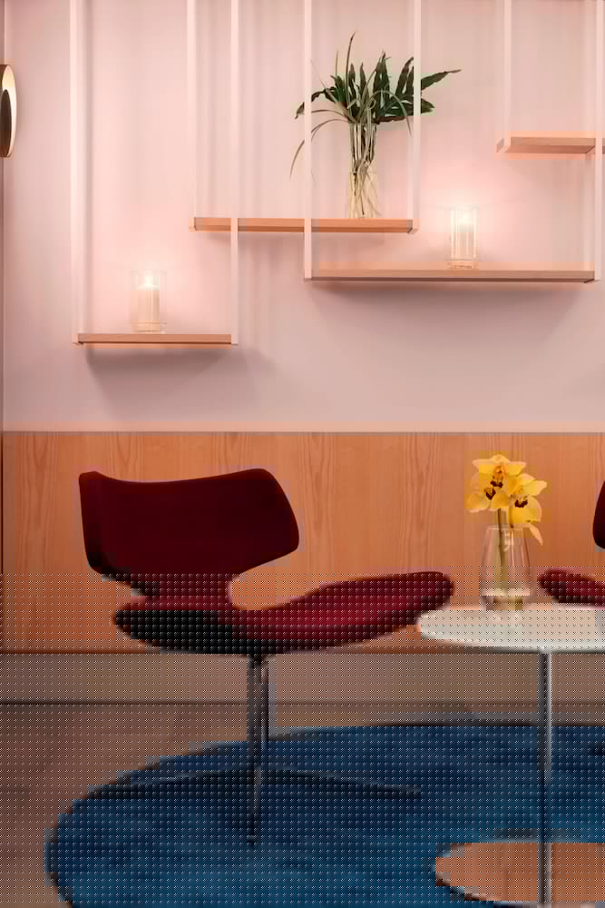 RENAISSANCE WARSAW AIRPORT HOTEL 60/62
