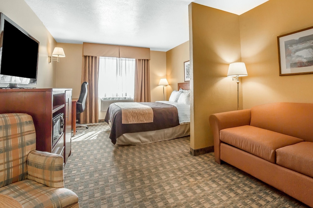 Quality Inn & Suites Fillmore I-15 28/40