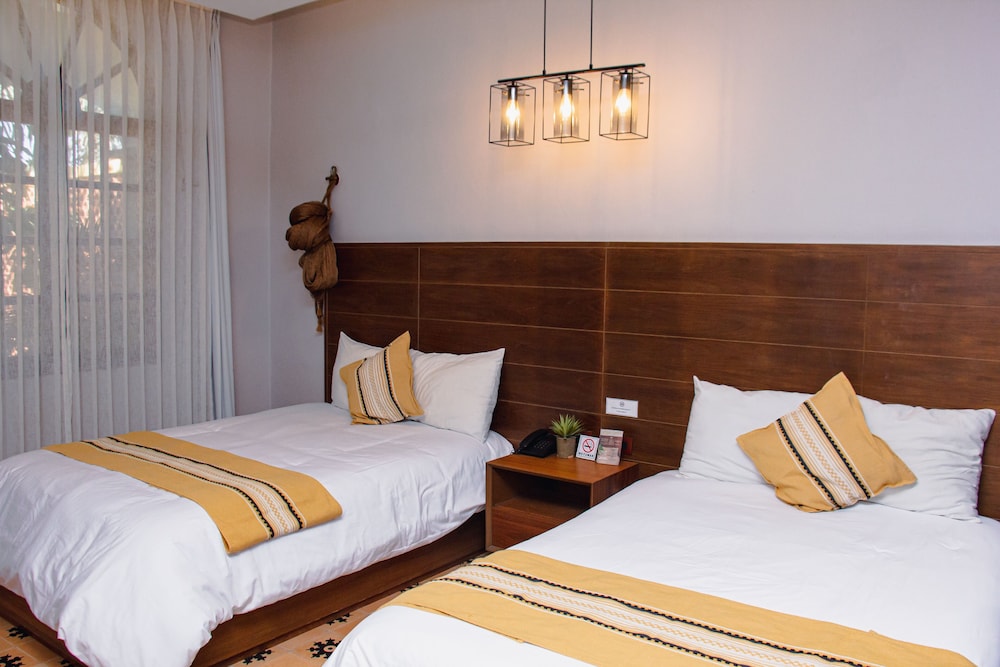DELUXE, 2 DOUBLE BEDS, GARDEN VIEW