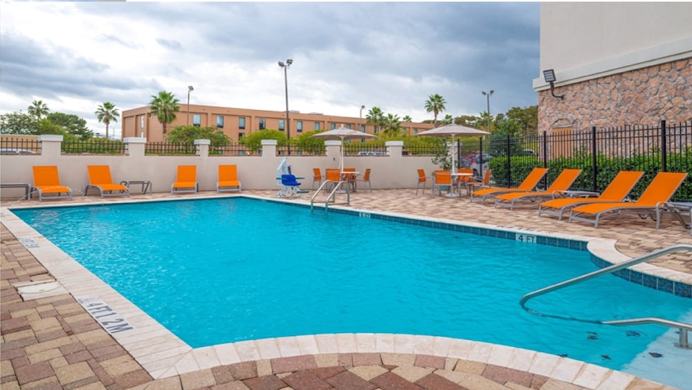 Holiday Inn Express Hotel And Suites La Place 4/50