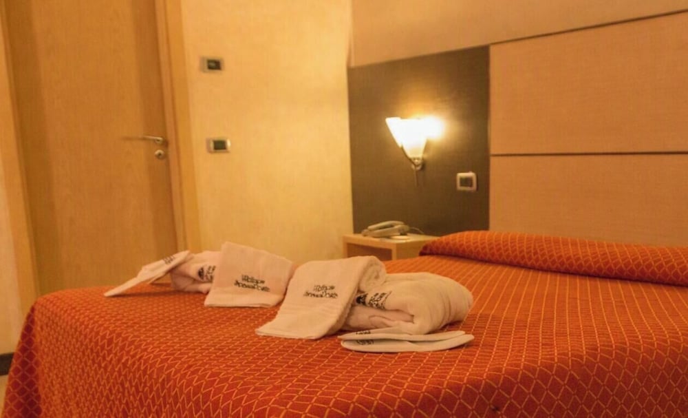 ALBERGO DELLA POSTA 27/53