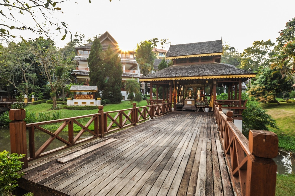 Suan Bua Hotel Resort in HANG DONG